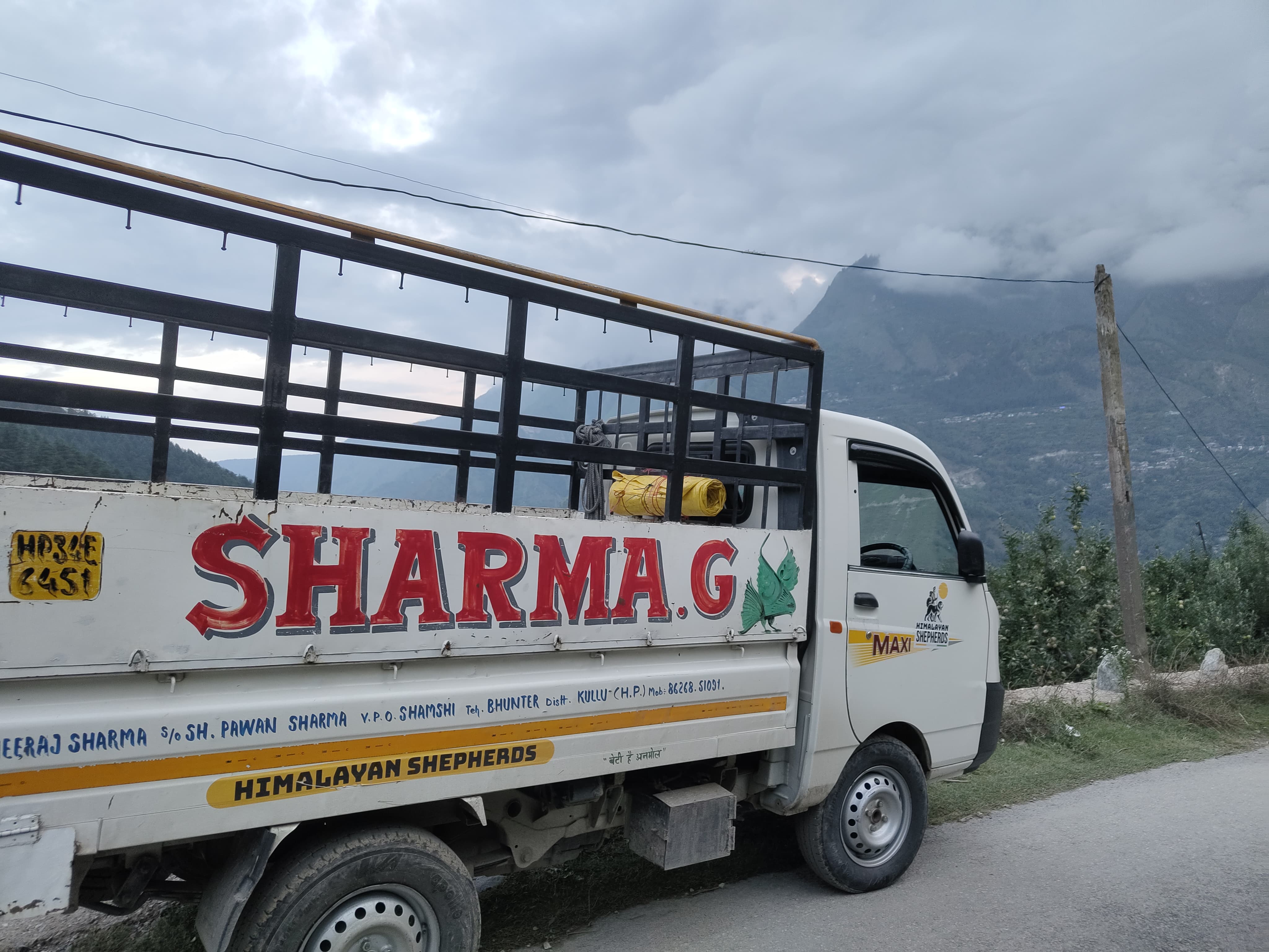 Mahindra Jeeto mini truck